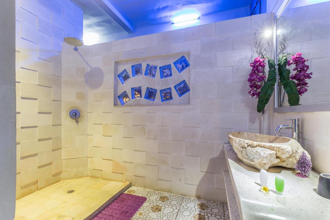 Villa Purple Legian  Ngoại thất bức ảnh