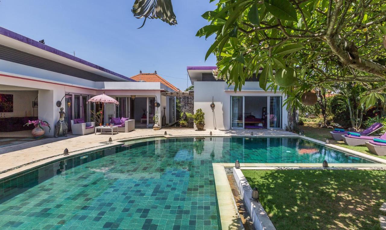 Villa Purple Legian  Ngoại thất bức ảnh