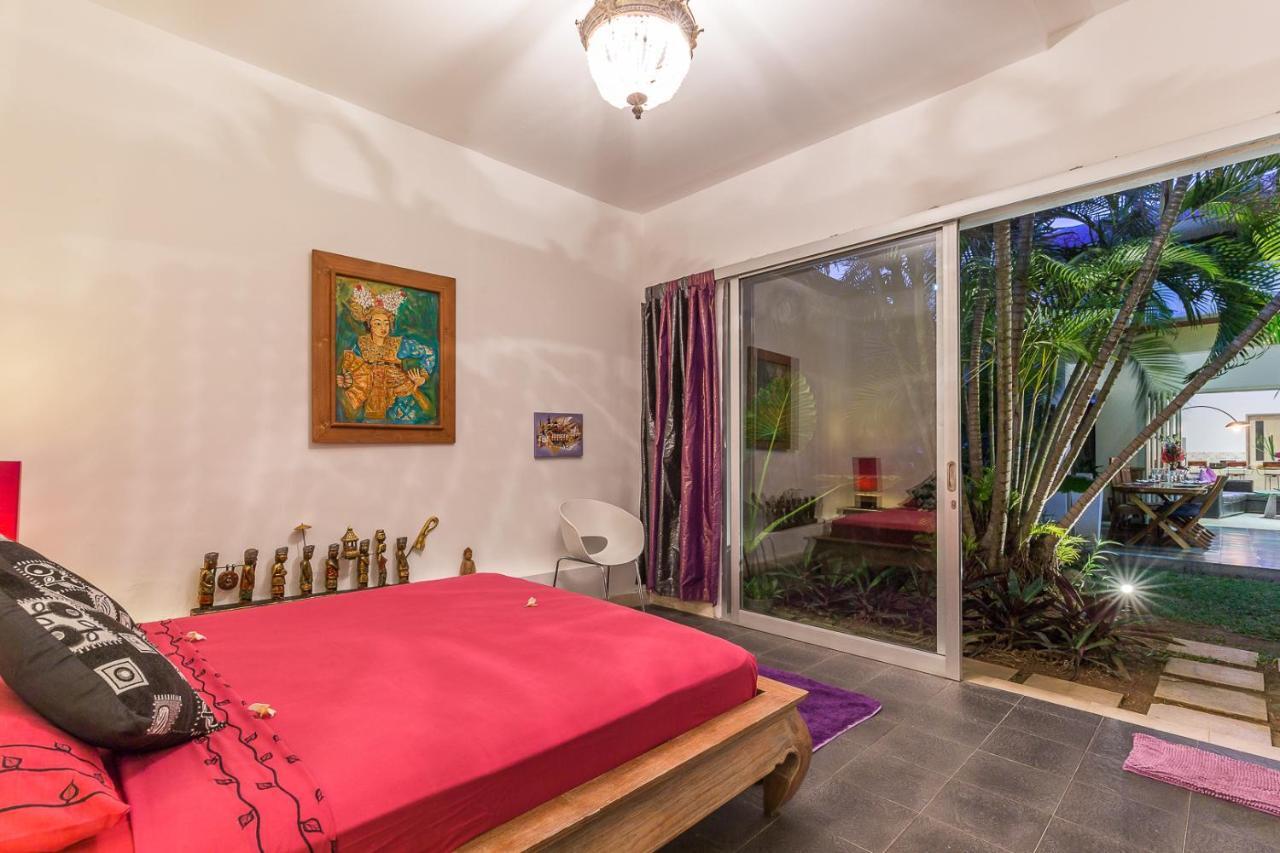Villa Purple Legian  Ngoại thất bức ảnh