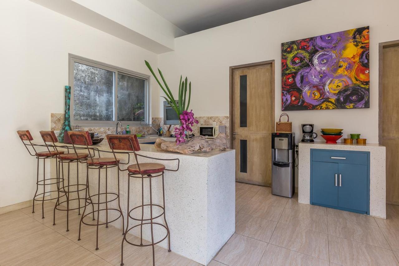 Villa Purple Legian  Ngoại thất bức ảnh