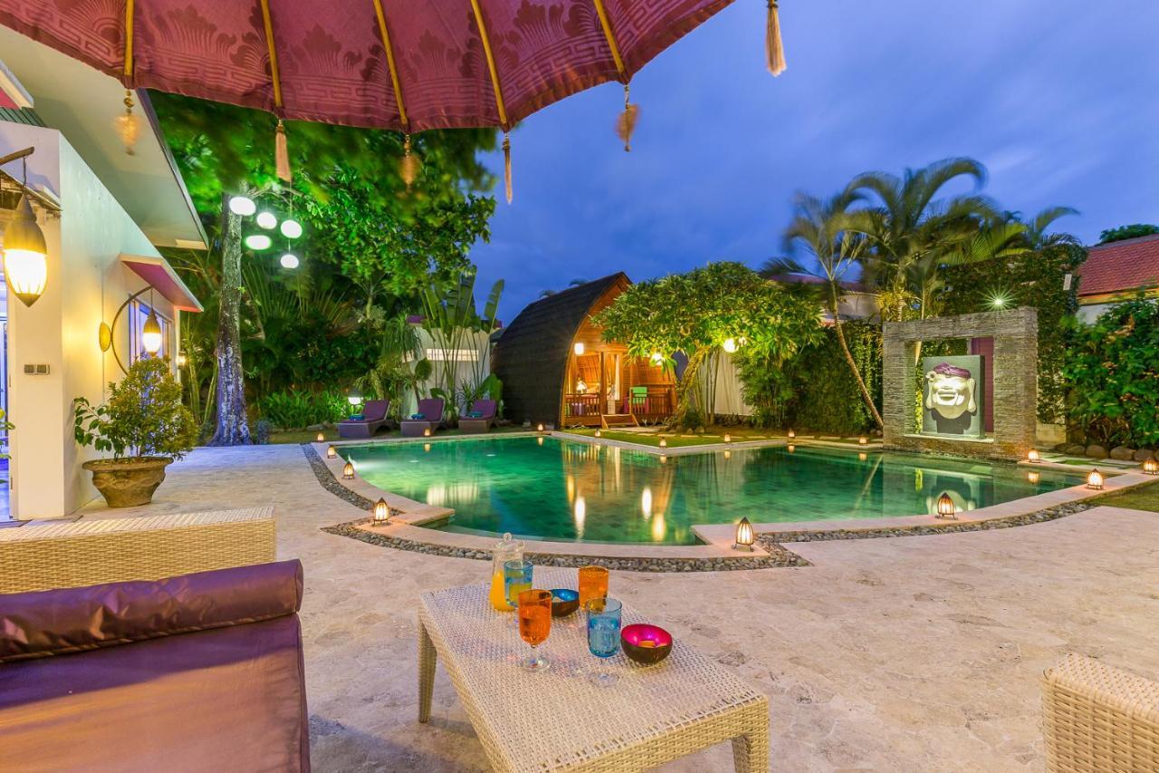 Villa Purple Legian  Ngoại thất bức ảnh