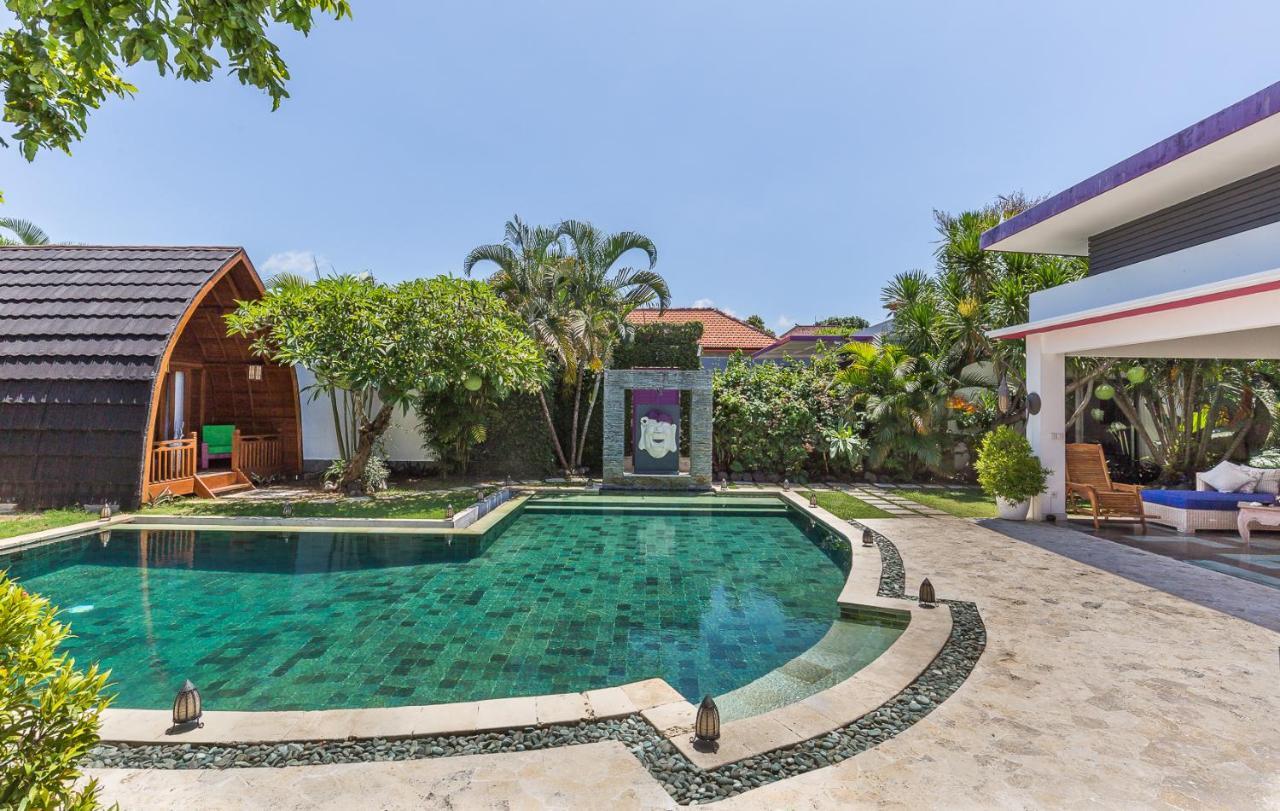 Villa Purple Legian  Ngoại thất bức ảnh